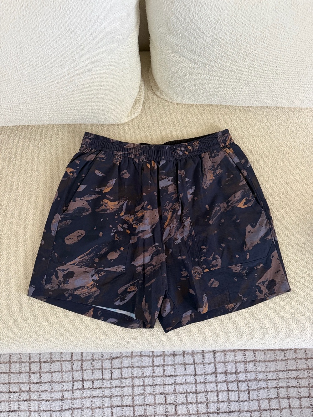 Lululemon splatter shorts // Medium